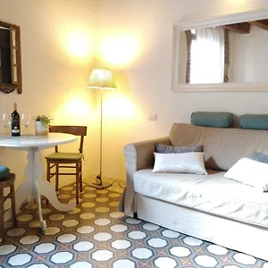 La Casa Sui Portici , Verona Italy